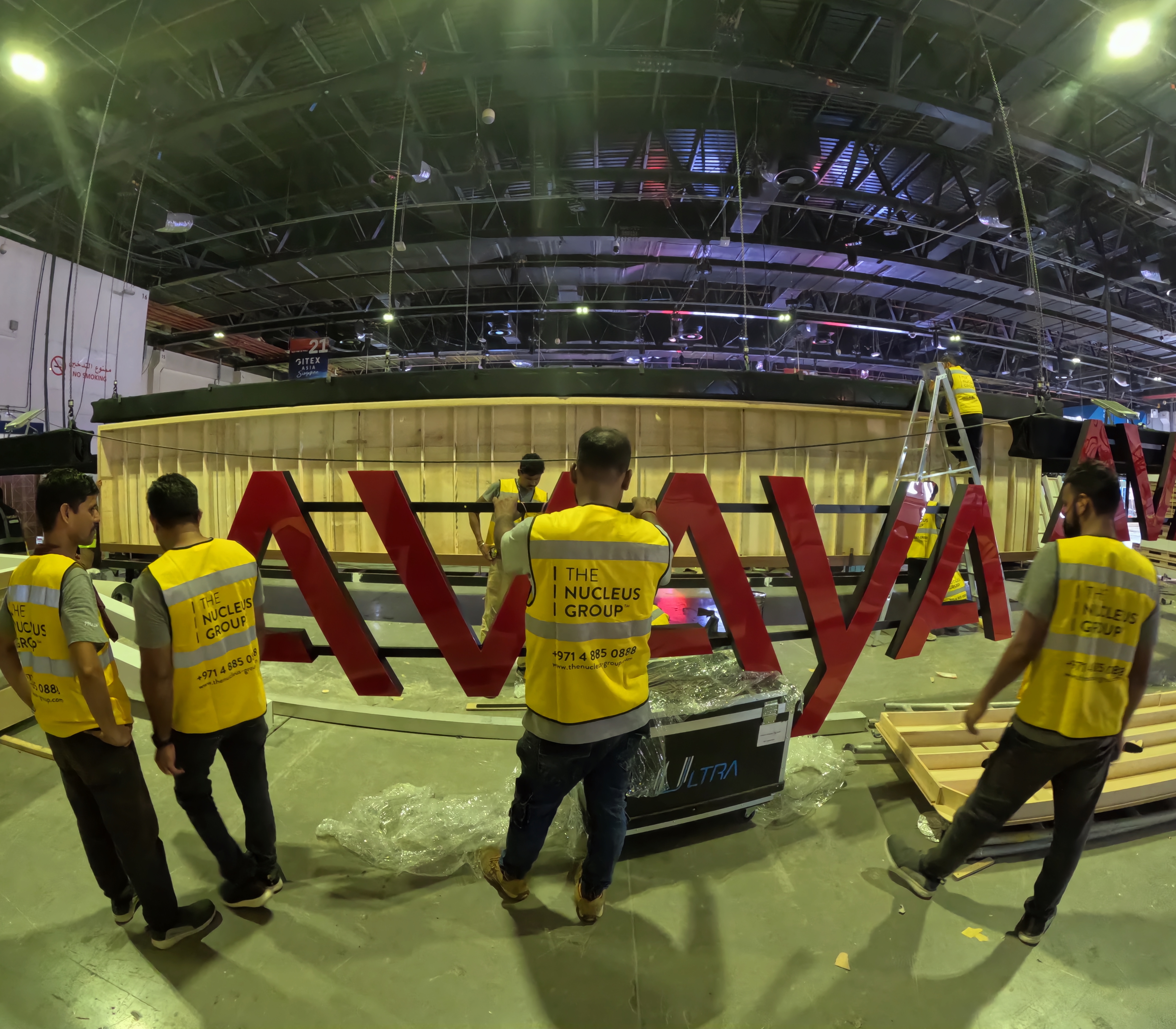 3D LETTERS AND BACKLIGHTING