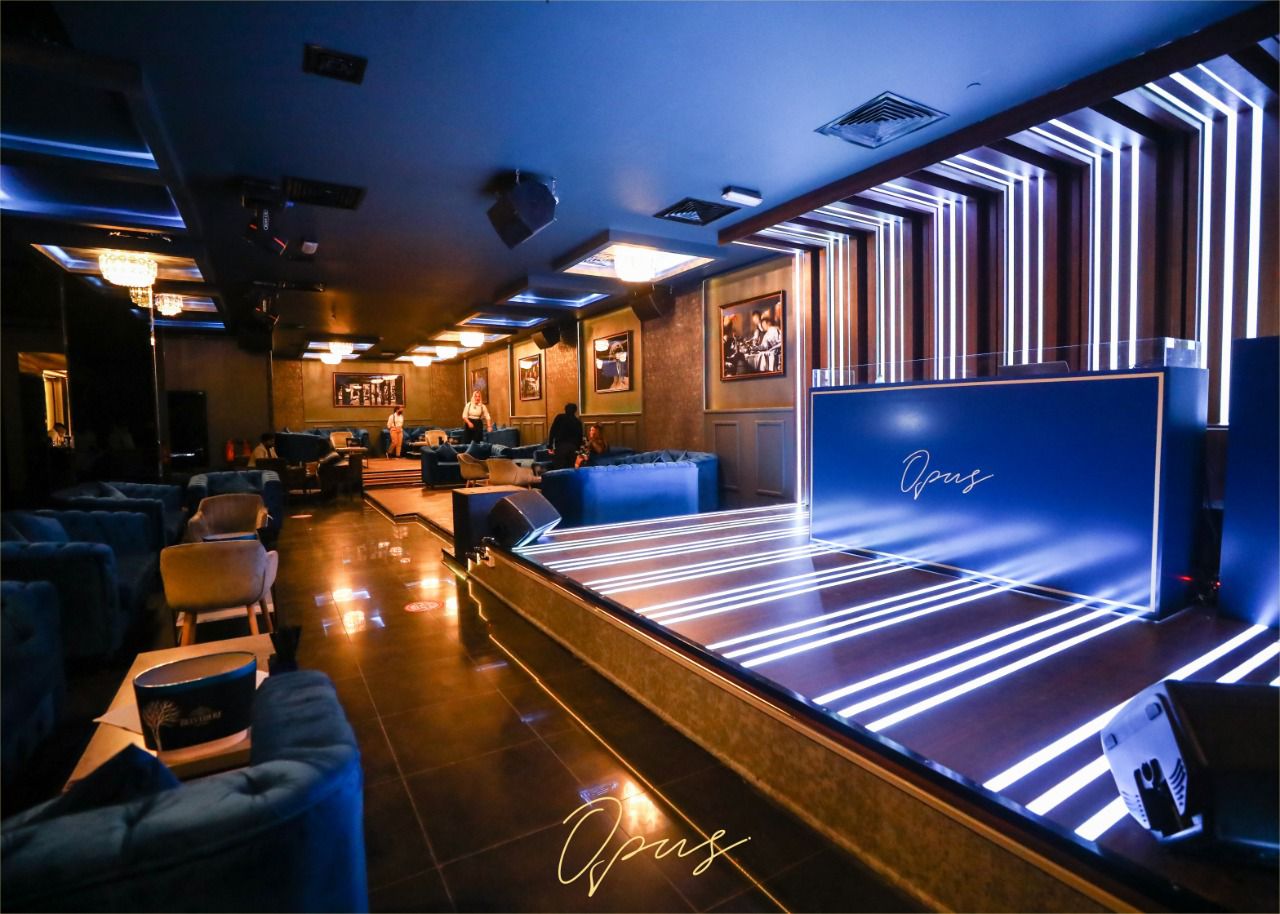 Opus Lounge - Movenpick Hotel Dubai