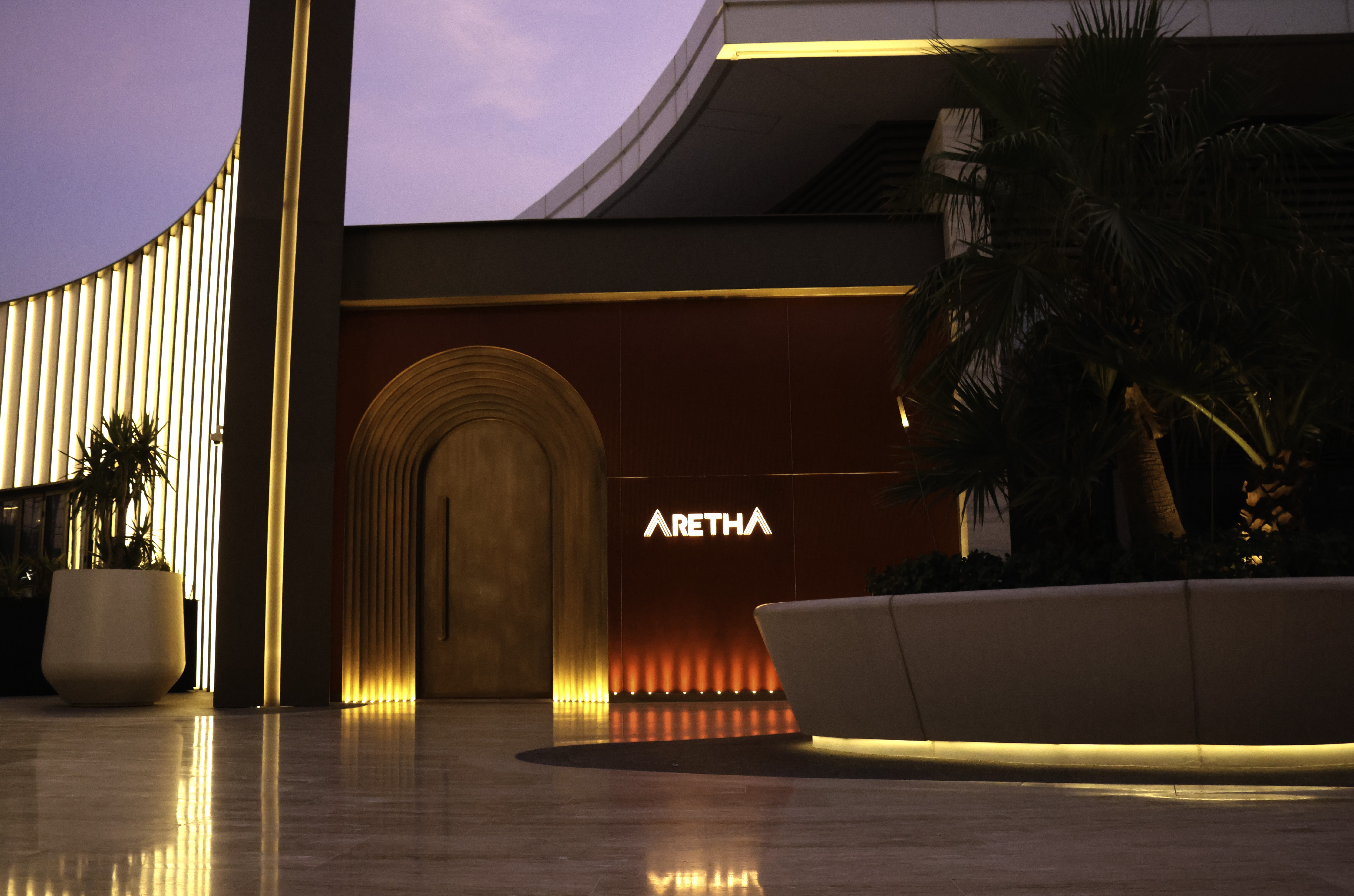 Aretha - Dubai Outlet